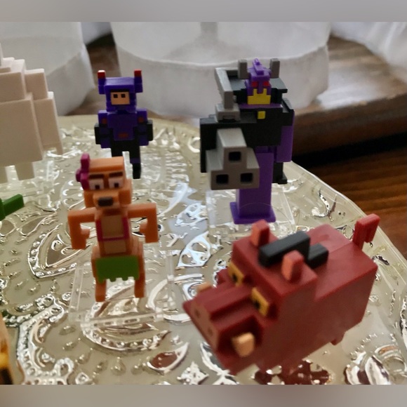 Lot CROSSY ROAD Original & DISNEY Collectible Figures Toys Lion King Baymax - Picture 6 of 12